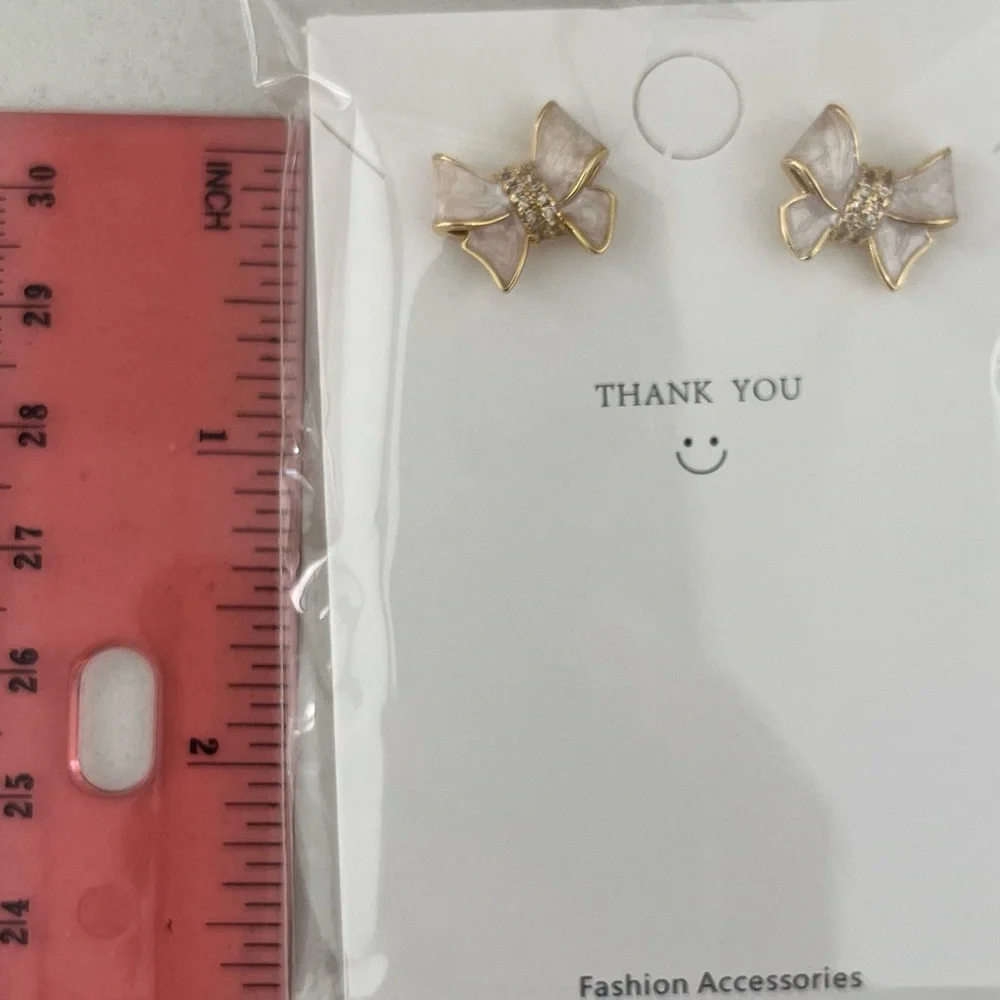 Bow earrings, Gold and powder Pink Bow Earrings